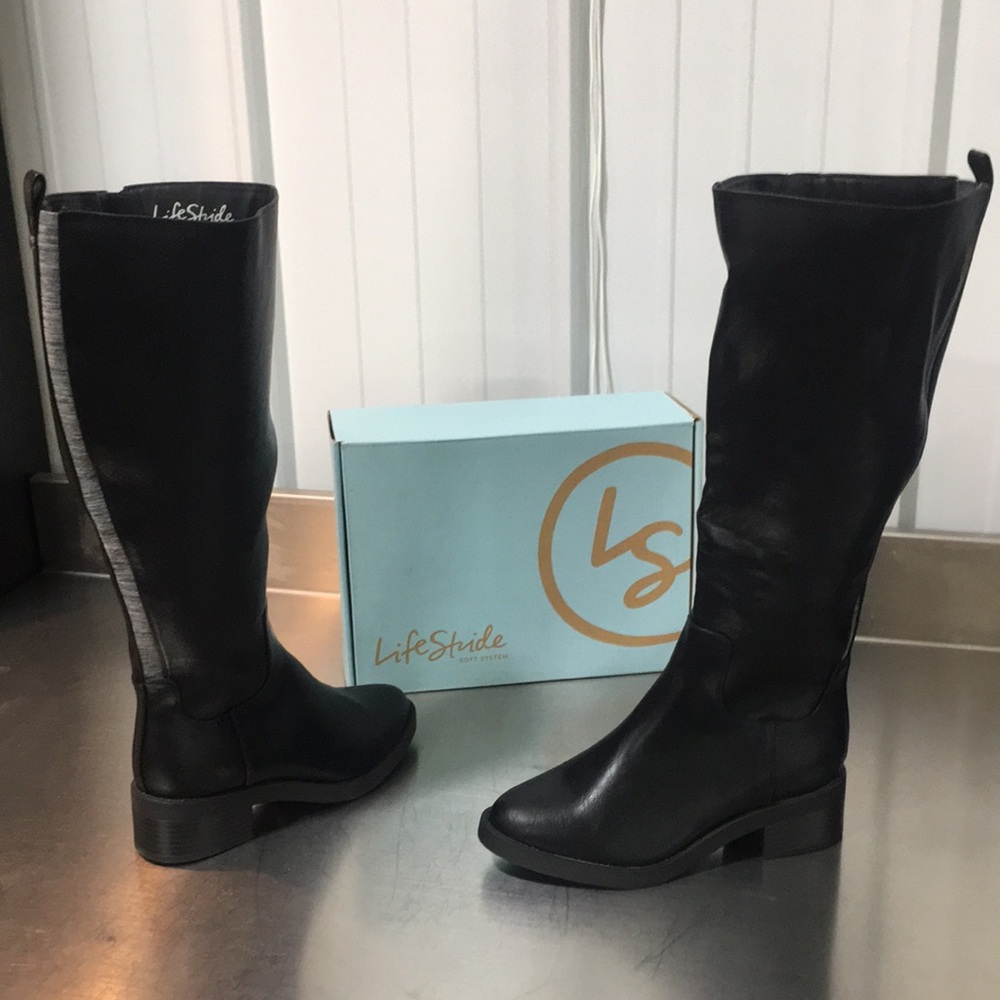 New WB Woman’s Life Stride Black Knee-High Riding Boots